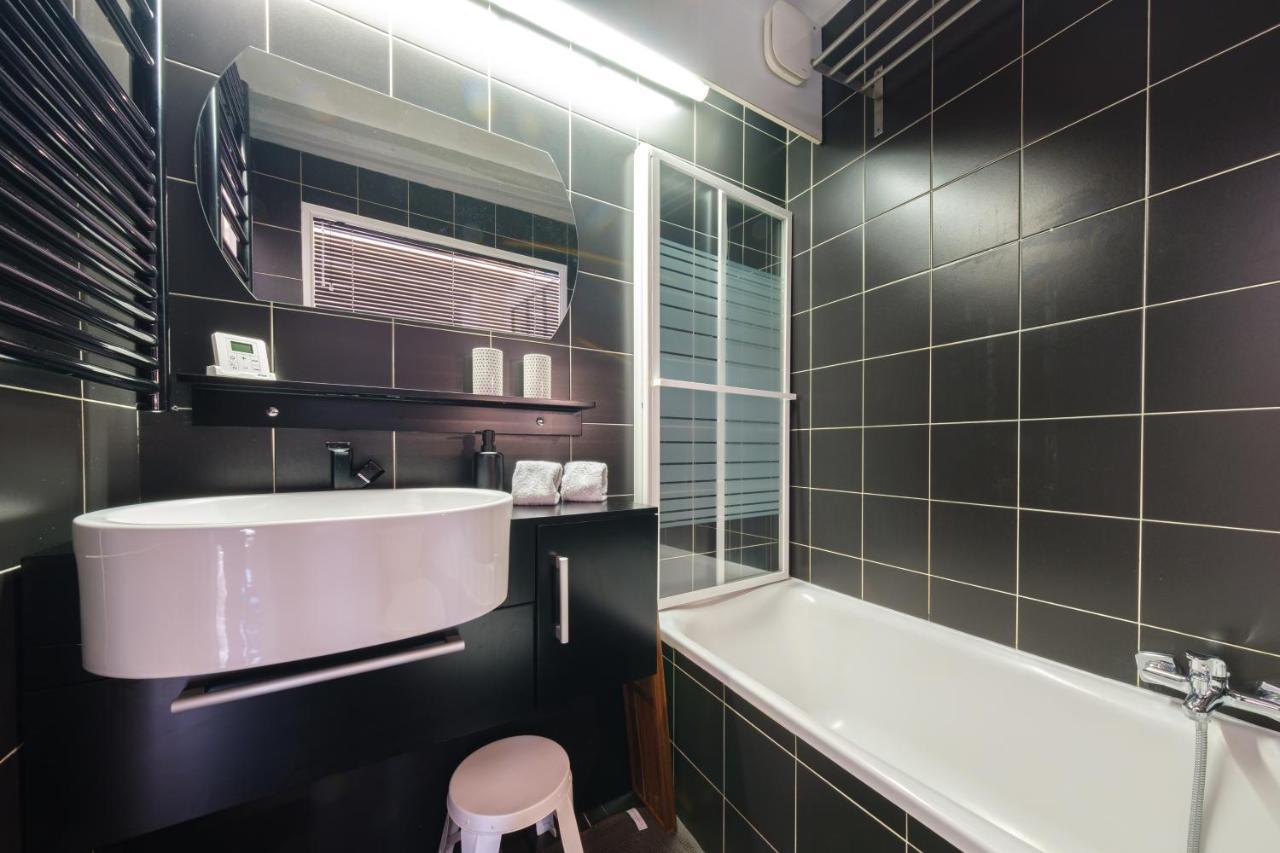 Au Grey D'Annecy, Studio Cosy Au Coeur De La Ville Luaran gambar